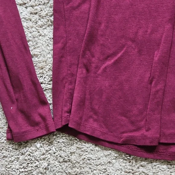 Eddie Bauer Red Fitted Long Sleeve T-Shirt, Size M - Picture 4 of 6